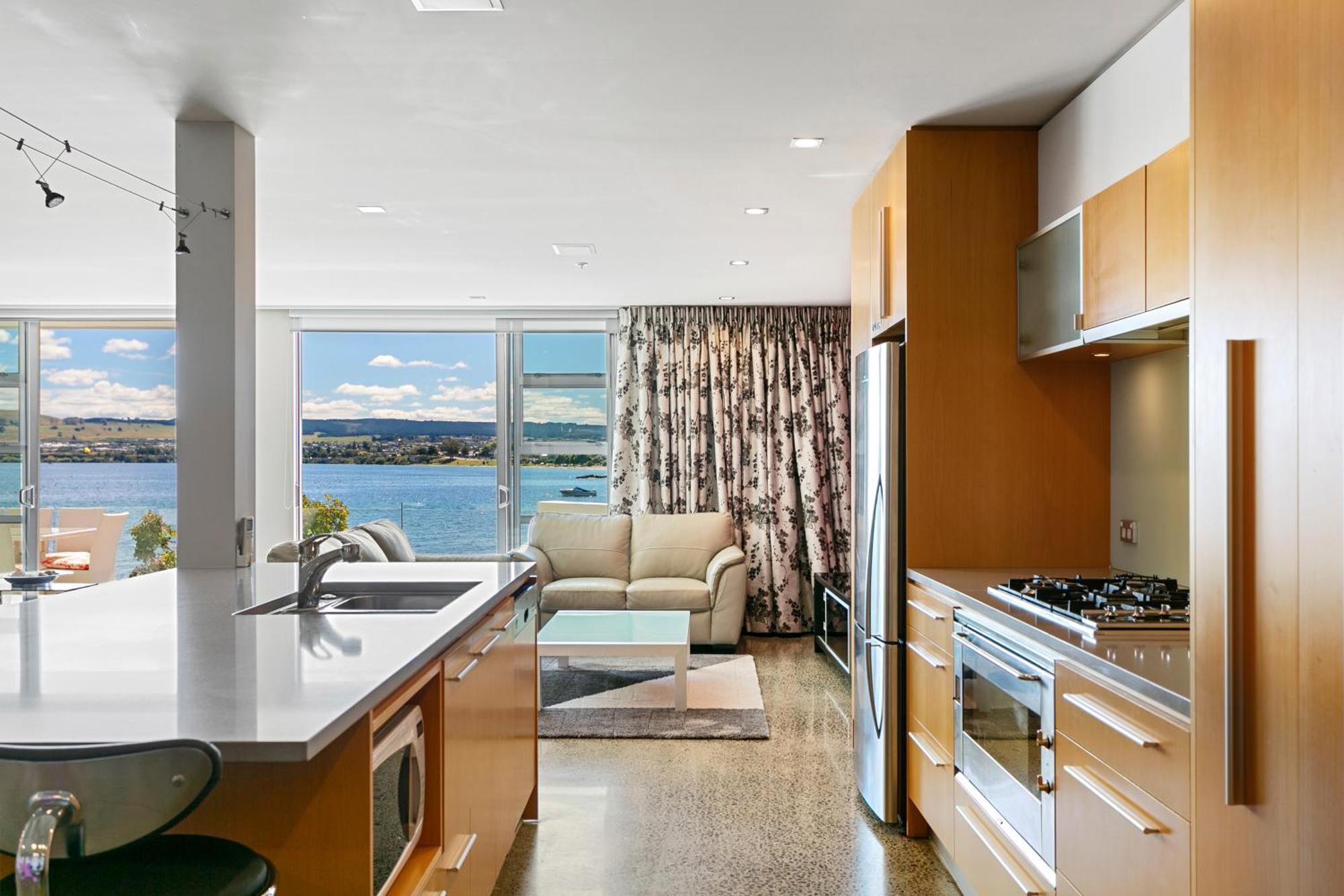 Waimahana Apartments Taupo Luaran gambar